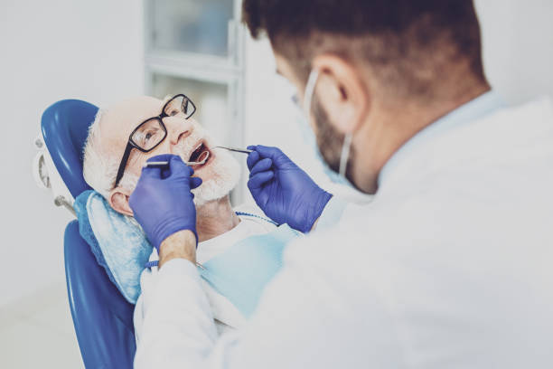 Best Emergency Tooth Extraction in Bonnie Brae, IL
